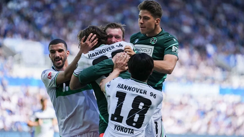 Hannover 96 nhiều khả năng sẽ giành 3 điểm trên sân nhà